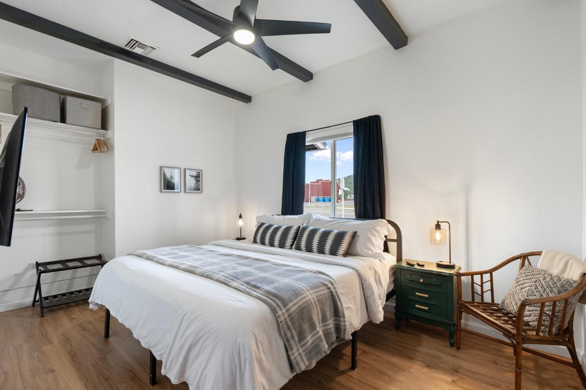 Walk To Gc Train Depot And Route 66, King Beds, Game Room, Bbq, Firepit Williams Exterior photo
